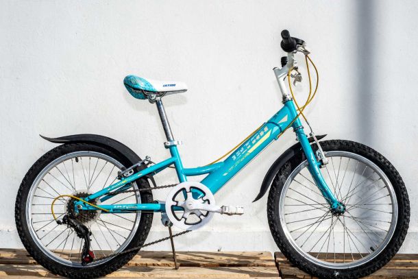 Altes Magazin piese Auto Oradea